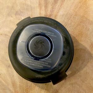 New Vitamix Blender Black Lid & Clear Plug 2-Part Replacement Top 5.5" Diameter